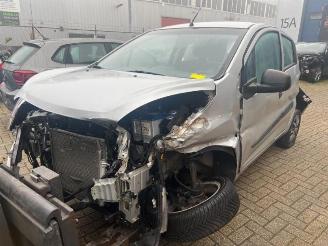Coche siniestrado Chevrolet Spark Spark (M300), Hatchback, 2010 1.0 16V 2010/7