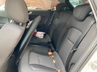 Audi A1 A1 Sportback (8XA/8XF), Hatchback 5-drs, 2011 / 2018 1.6 TDI 16V picture 14