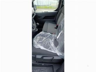 Peugeot Expert Expert (V1/VA/VB/VE/VF/VT/VY), Van, 2016 2.0 Blue HDi 150 16V picture 8