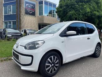Purkuautot passenger cars Volkswagen Up! Up! (121), Hatchback, 2011 1.0 12V 60 2013/10