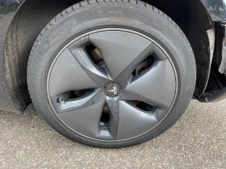 Tesla Model 3 Model 3, Sedan, 2017 Long Range AWD 75 kWh picture 16