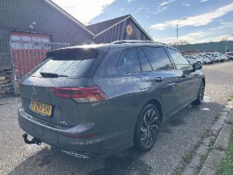 Volkswagen Golf 1.0 eTSI Life Business AUTOMAAT picture 4