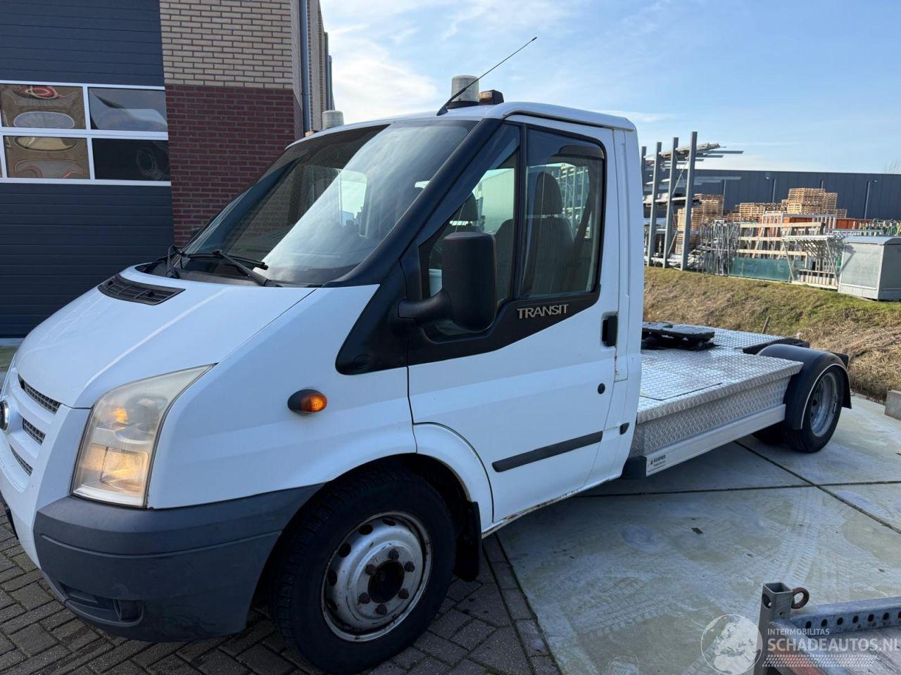 Ford Transit TREKKER CC 350M 2.2 TDCI Ambiente DC