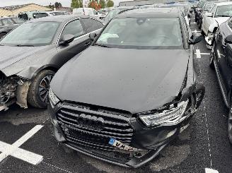 krockskadad bil auto Audi A6 avant I 2016/8
