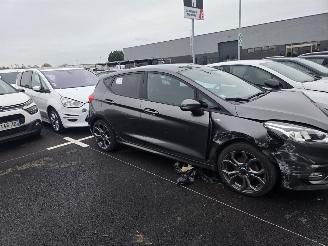 Vaurioauto  passenger cars Ford Fiesta st line 2019/11