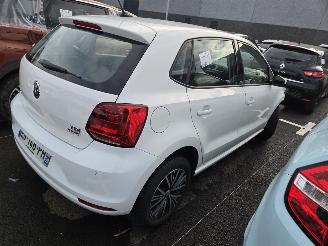 skadebil auto Volkswagen Polo  2016/11
