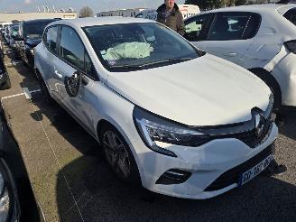 Voiture accidenté Renault Clio TCE90 2021/11