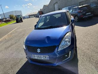 krockskadad bil auto Suzuki Swift  2015/2