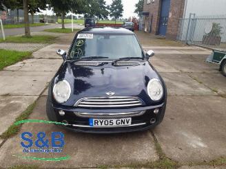disassembly passenger cars Mini Cooper Mini One/Cooper (R50), Hatchback, 2001 / 2007 1.6 16V One 2005/5