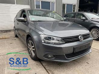 Volkswagen Jetta Jetta IV (162/16A), Sedan, 2010 / 2017 1.6 TDI 16V picture 2