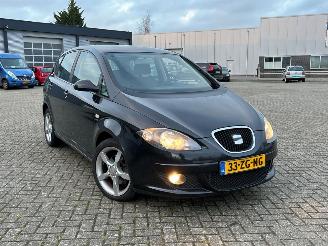 skadebil auto Seat Toledo 2.0 FSI 16V MPV  Benzine 1.984cc 110kW (150pk) FWD 2005-11/2009-03 (5P2) BVY 2008/2