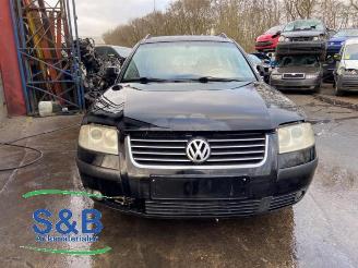 Coche siniestrado Volkswagen Passat Passat Variant (3B6), Combi, 2000 / 2005 1.8 Turbo 20V 2002/3