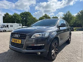  Audi Q7 4.2 2006/6