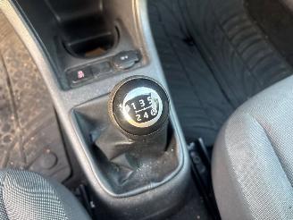 Volkswagen Up! 1.0 12V 60 Hatchback  Benzine 999cc 44kW (60pk) FWD 2011-08/2020-08  CHYA picture 21