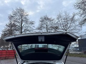 Skoda Octavia 1.6 TDI Greenline 16V Combi/o 4Dr Diesel 1.598cc 81kW (110pk) FWD 2013-05/2020-07  CRKB picture 11