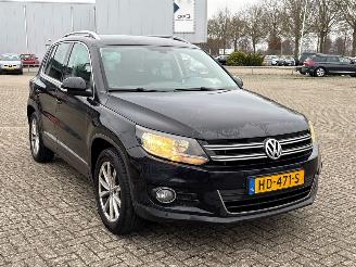 skadebil auto Volkswagen Tiguan 1.4 TSI 16V SUV  Benzine 1.395cc 92kW (125pk) FWD 2015-05/2018-07  CZDB 2016/9