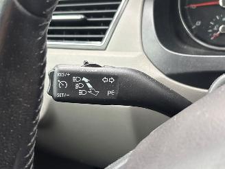 Seat Toledo 1.2 TSI Liftback  Benzine 1.197cc 77kW (105pk) FWD 2012-07/2015-06  CBZB picture 22