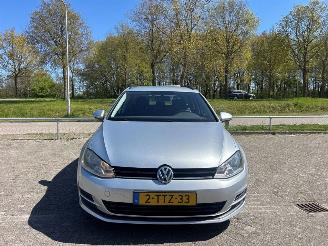 krockskadad bil auto Volkswagen Golf 1.2 TSI BlueMotion 16V Combi/o  Benzine 1.197cc 77kW (105pk) FWD 2013-04/2020-08  CJZA 2014/5