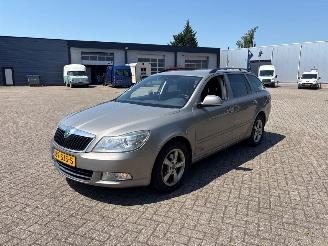 Schadeauto Skoda Octavia 1.6 TDI Greenline Combi/o 4Dr Diesel 1.598cc 77kW (105pk) FWD 2009-06/2013-04 (1Z5) CAYC 2011/10