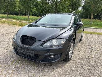 Seat Leon 1.2 TSI Hatchback 4Dr Benzine 1.197cc 77kW (105pk) FWD 2010-02/2012-12 (1P1) CBZB picture 2