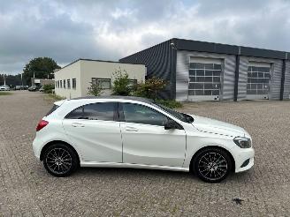 Avarii autoturisme Mercedes A-klasse 1.5 A-180 CDI, A-180d 16V Hatchback  Diesel 1.461cc 80kW (109pk) FWD 2012-06/2018-05 (176.012; 176.212) OM607951; K9K 2012/8