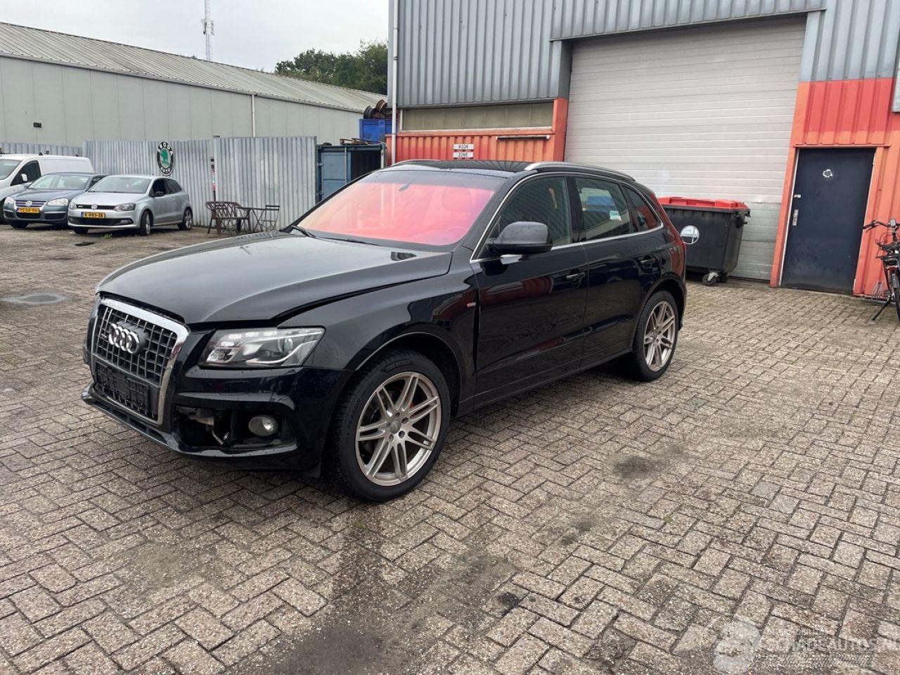 Audi Q5 2.0 TFSI 16V Quattro SUV  Benzine 1 984cc 155kW (211pk) 4x4 2008-11/2012-09 (8RB) CDNC
