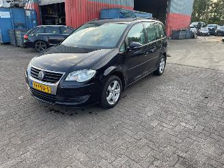 skadebil auto Volkswagen Touran  2011/1