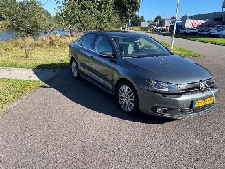 Coche accidentado Volkswagen Jetta hybrid 2013/12