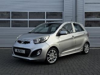 damaged passenger cars Kia Picanto 1.2 CVVT Comfort Pack / Airco / Elek Ramen / 2012/1