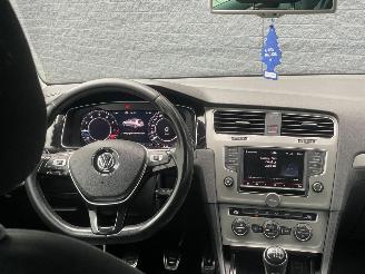 Volkswagen Golf 1.0 TSI Connected Series picture 5