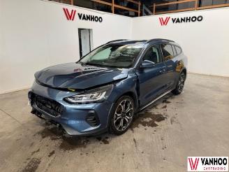 Damaged car Ford Focus  2022/2