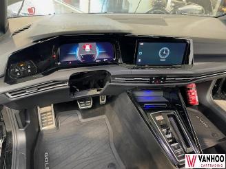 Volkswagen Golf  picture 13