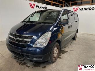 Coche accidentado Hyundai H-1  2013/12