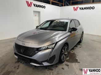 damaged passenger cars Peugeot 308  2023/1