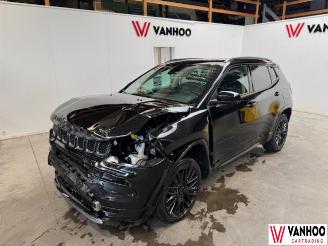 damaged passenger cars Jeep Compass  2023/2