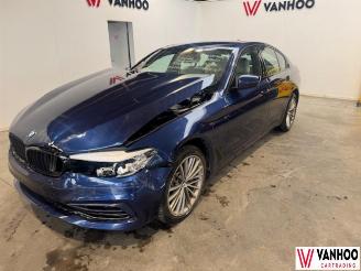 damaged passenger cars BMW 5-serie  2020/7