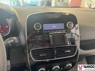 Renault Clio  picture 22