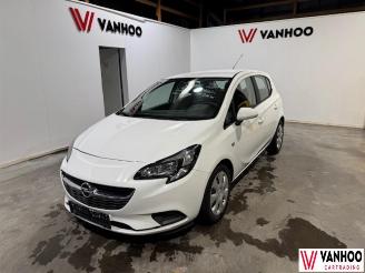 Vaurioauto  passenger cars Opel Corsa  2019/6