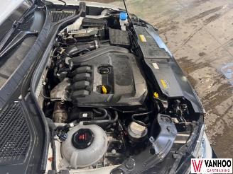 Volkswagen T-Roc  picture 20