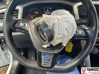 Volkswagen T-Roc  picture 13