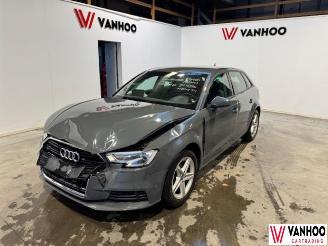 Unfallwagen Audi A3  2019/5