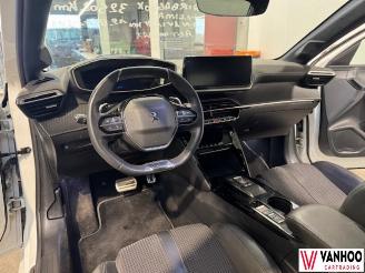 Peugeot 208  picture 14