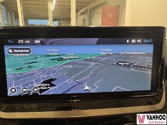 Peugeot 208  picture 19