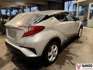 Toyota C-HR  picture 5