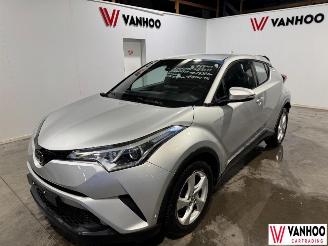 uszkodzony samochody osobowe Toyota C-HR  2017/5