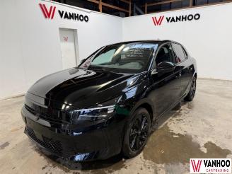 Schadeauto Opel Corsa  2025/8