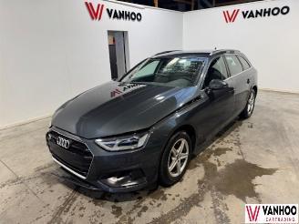 Vaurioauto  passenger cars Audi A4  2021/3