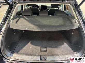 Volkswagen T-Roc  picture 13