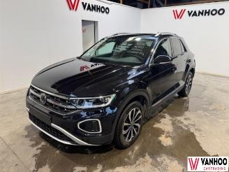 uszkodzony samochody osobowe Volkswagen T-Roc  2023/6