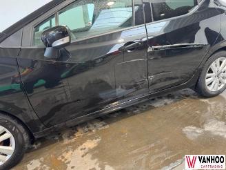 Nissan Micra  picture 4